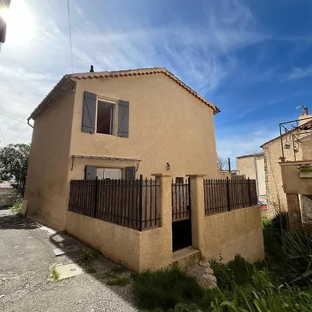 Casa vacanze Maison La Vaubanaise Puimoisson